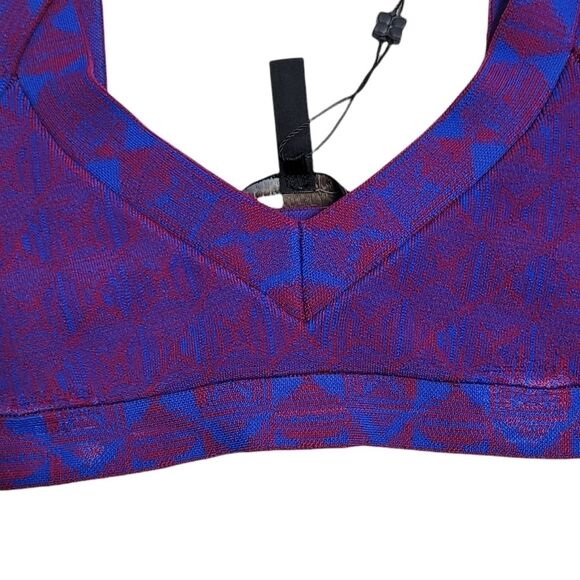 BCBGMAXAZRIA KIANA Geometric Jacquard  Cropped Top Size‎ SMALL - Picture 9 of 12